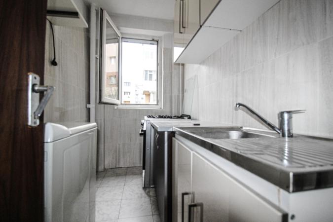 2 camere -decomandat-Victoriei