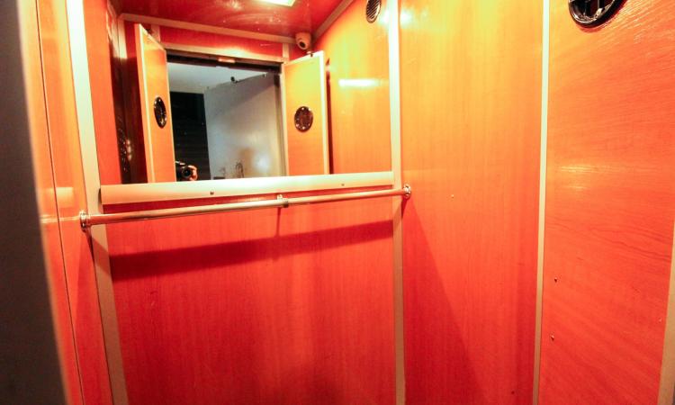 Decebal-Alba Iulia-complet renovat/mobilat-loc de parcare