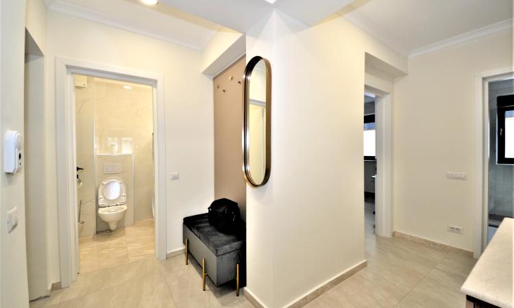 Apartament de vanzare, mobilat si utilat, finisaje si design de calitate