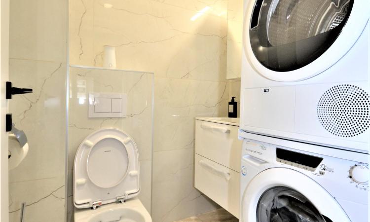 Apartament de vanzare, mobilat si utilat, finisaje si design de calitate
