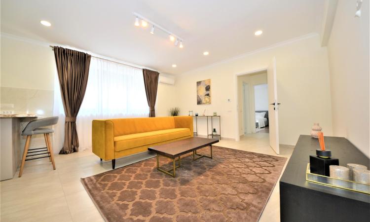 Apartament de vanzare, mobilat si utilat, finisaje si design de calitate