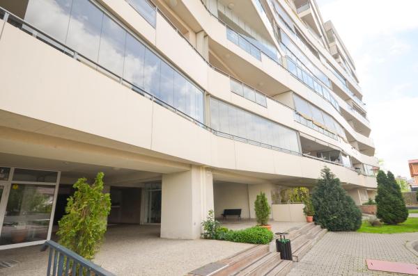 Octopus Garden  - 2 camere 77mp - mobilat/utilat -cu parcare subterana
