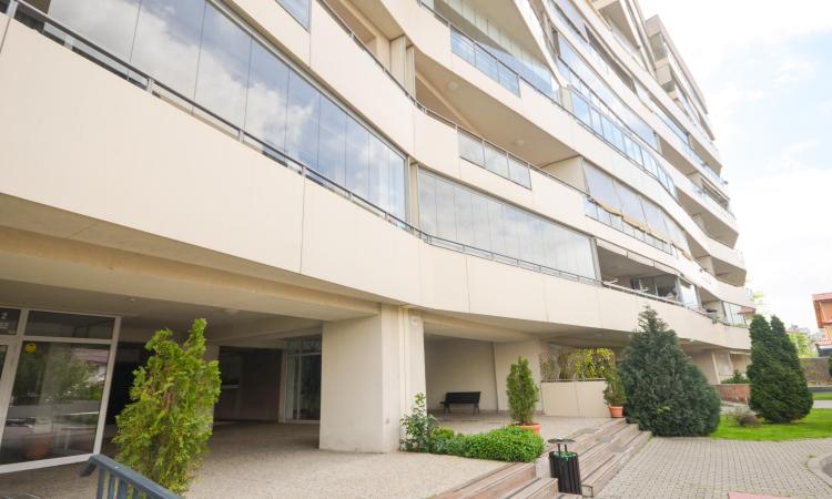 Octopus Garden - 2 camere 77mp - mobilat/utilat -cu parcare subterana