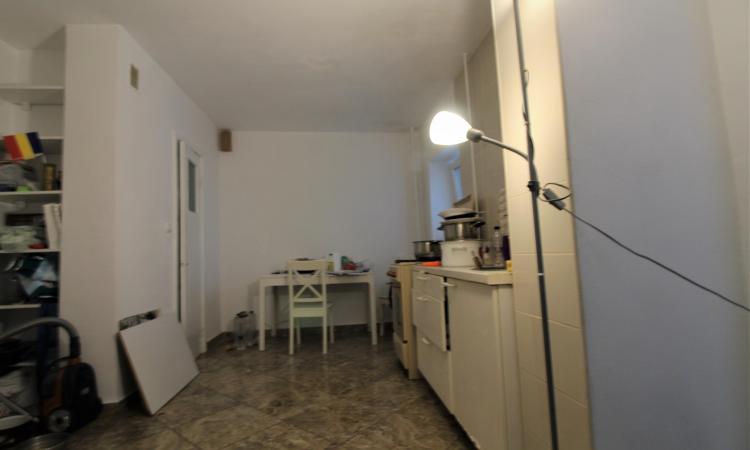 2 rooms - 56 sqm - semi-detached - Turda