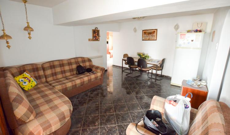 Unirii - Piata Alba Iulia - stradal rond - 3 camere