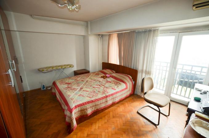 Unirii - Piata Alba Iulia - stradal rond - 3 camere