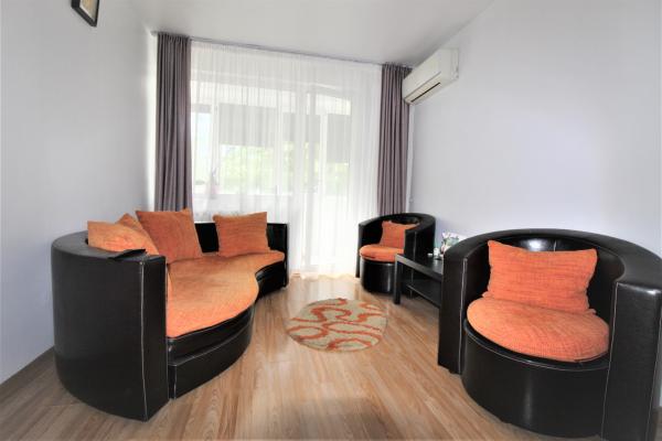 3 camere-semidecomandat-68 mp-1 Mai