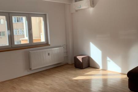 Unirii-Nerva Traian-4 camere-100 mp