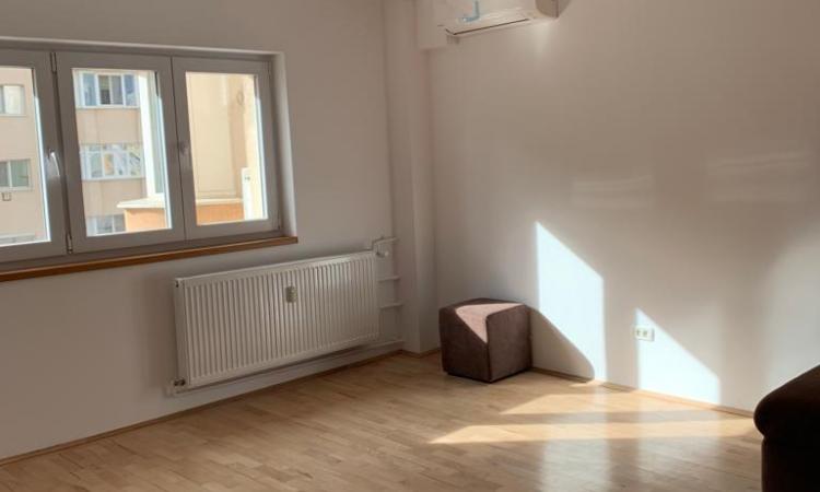 Unirii-Nerva Traian-4 camere-100 mp