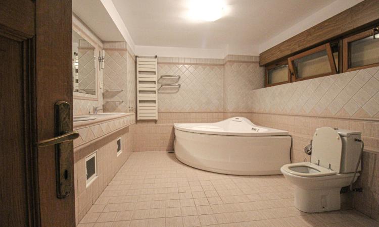 Vila P+1 - spatiu comercial/locuit- Dorobanti -Floreasca