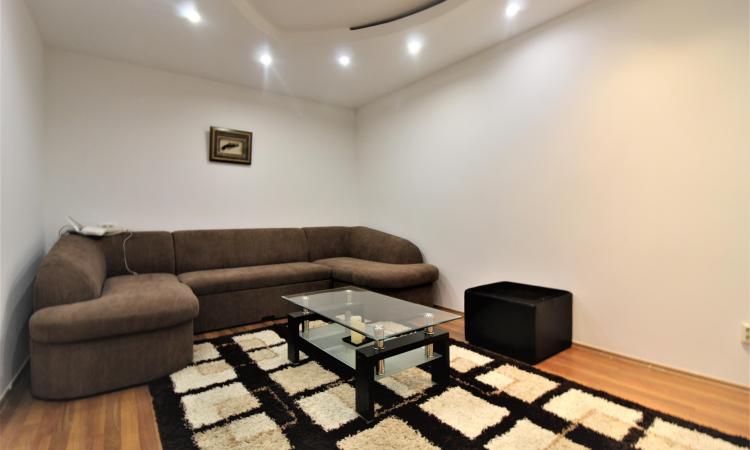 4 camere-90 mp-decomandat-2 bai-2 balcoane-Turda