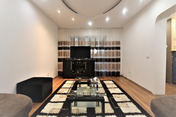 4 camere-90 mp-decomandat-2 bai-2 balcoane-Turda