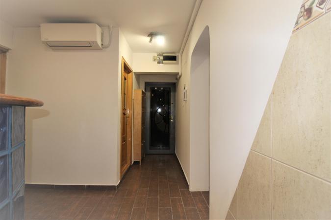 4 camere-90 mp-decomandat-2 bai-2 balcoane-Turda