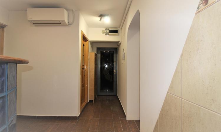 4 camere-90 mp-decomandat-2 bai-2 balcoane-Turda