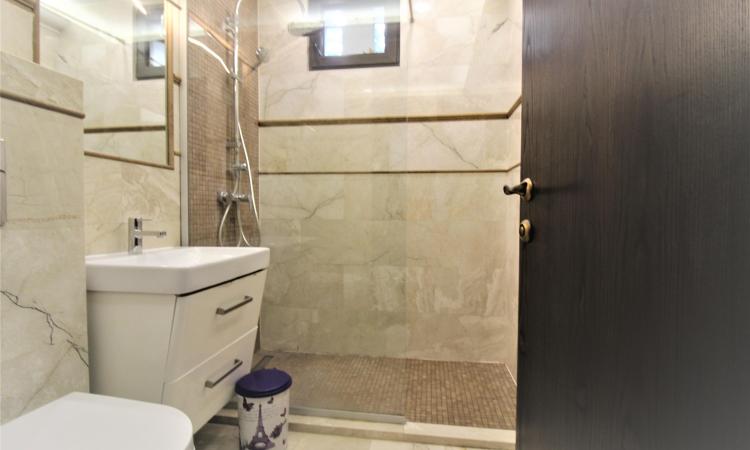 2 camere-55 mp-semidecomandat-etaj 1-renovat-1 Mai