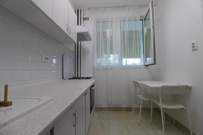 2 camere-49 mp-renovat-1 Mai