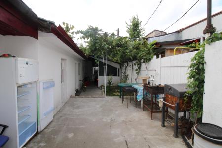 casa-170 mp-6 camere-3 terase -curte 130 mp-1 Mai