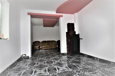 casa-170 mp-6 camere-3 terase -curte 130 mp-1 Mai