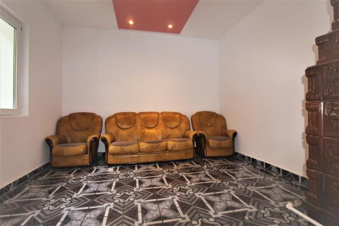 casa-170 mp-6 camere-3 terase -curte 130 mp-1 Mai