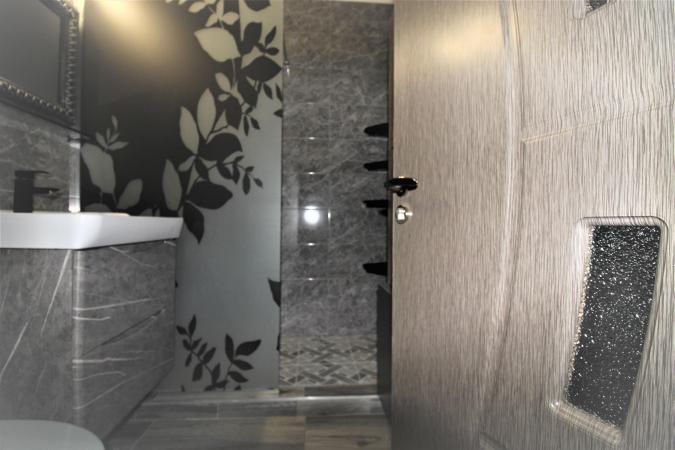 2 camere-52 mp-semidecomandat-1 Mai