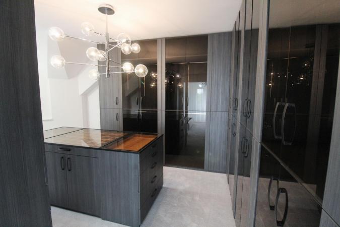 Vila superba Baneasa 4 camere - teren 1200 mp - Complet renovata lux-
