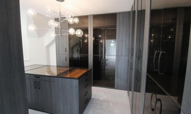 Vila superba Baneasa 4 camere - teren 1200 mp - Complet renovata lux-