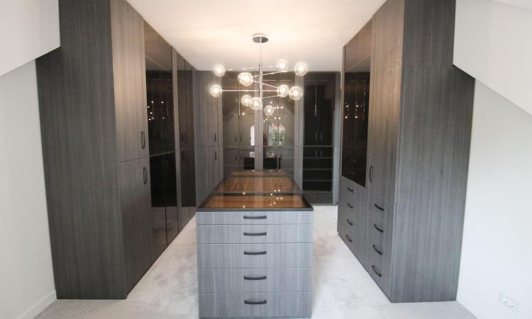 Vila superba Baneasa 4 camere - teren 1200 mp - Complet renovata lux-