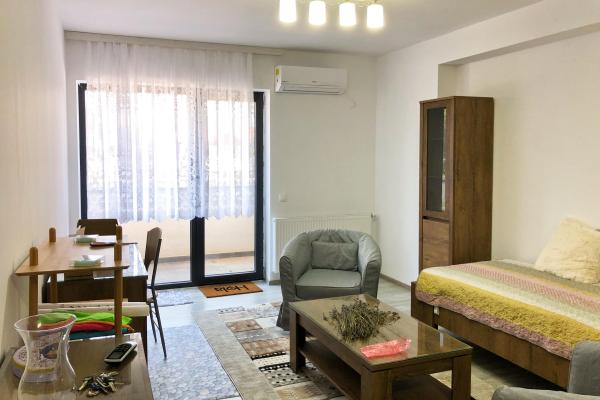 Baneasa - Sisesti, apartament 2 camere in bloc, decomandat