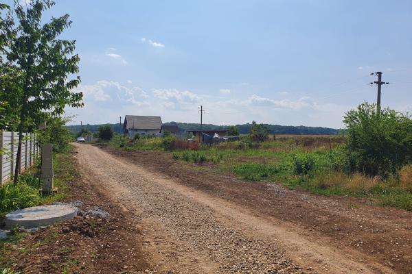 Izvorani Snagov, Str Maresal Averescu zona vile noi cu toate utilitatile