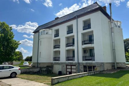 Villa for rent for offices 1000 sqm
