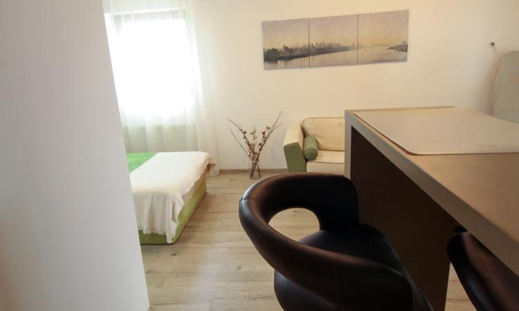 Calea Calarasilor-Hyperion-centrala proprie-studio-bloc 2015-totul nou!!