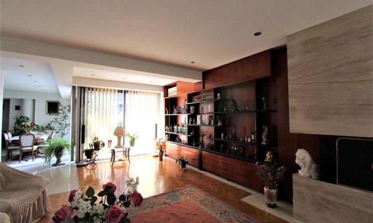 Vila Dorobanti 7 Camere - Garaj - 2000