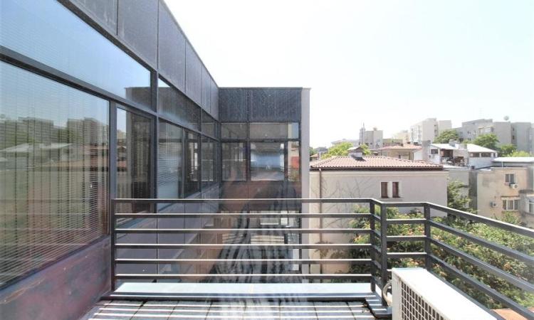 Vila Dorobanti 7 Camere - Garaj - 2000