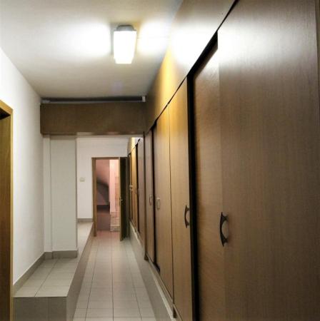 Vila Dorobanti 7 Camere - Garaj - 2000