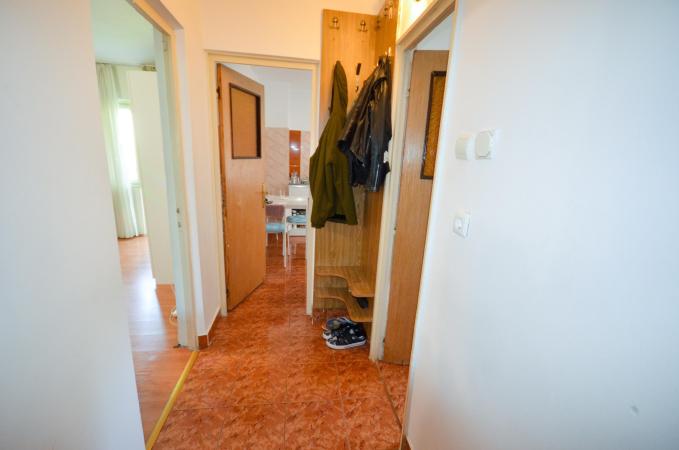 Piata Alba Iulia - Decebal - Paunescu Paltin - Garsoniera - mobilata