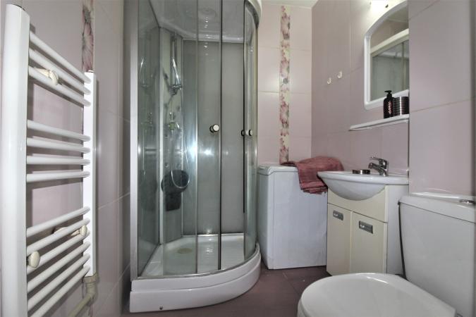 2 camere-ion Mihalache