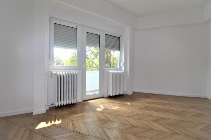 4 camere-100 mp- 2 balcoane-centrala proprie-Domenii