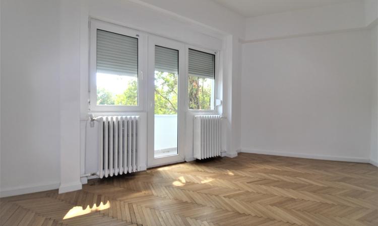 4 camere-100 mp- 2 balcoane-centrala proprie-Domenii