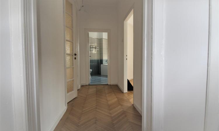 4 camere-100 mp- 2 balcoane-centrala proprie-Domenii