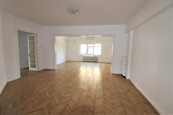 4 camere-100 mp- 2 balcoane-centrala proprie-Domenii