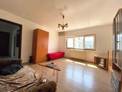 3 Camere - Aviatiei - Promenada