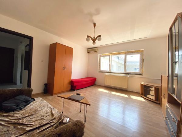 3 Camere - Aviatiei - Promenada