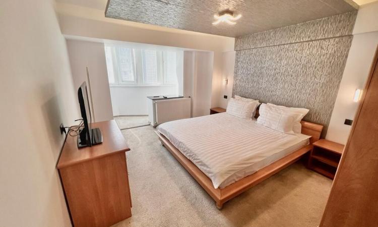Bld Unirii - Stradal - Zepter - 2 camere mobilat/utilat