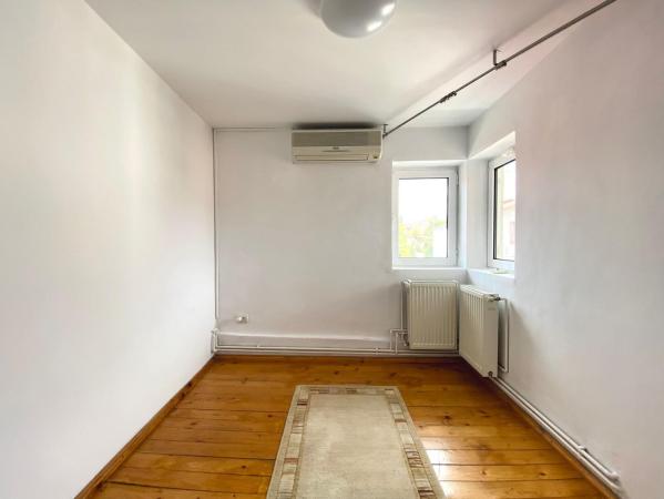 Birouri - Rezidenta - 4 camere - Primaverii - Vila