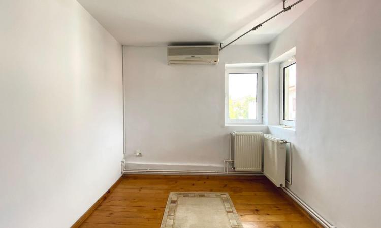Birouri - Rezidenta - 4 camere - Primaverii - Vila