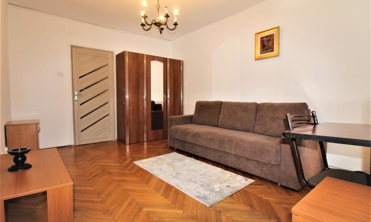 3 camere -decomandat-70 mp-centrala proprie- Calea Dorobanti