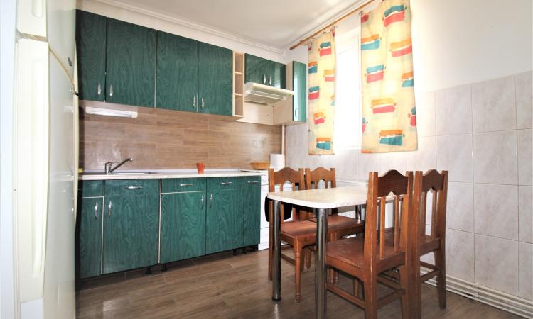3 camere -decomandat-70 mp-centrala proprie- Calea Dorobanti