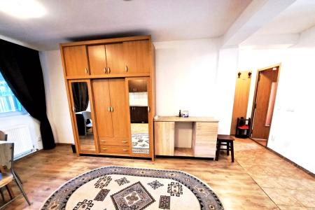 Bucurestii Noi - Strada Darza, apartament 2 camere in vila, semidecomandat,