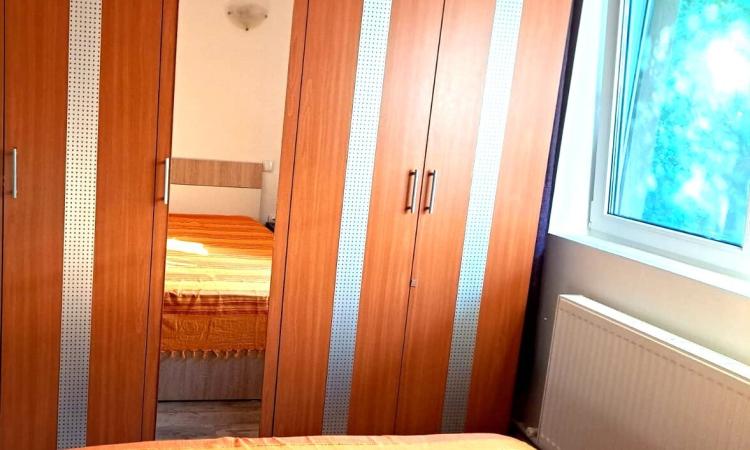 Bucurestii Noi - Strada Darza, apartament 2 camere in vila, semidecomandat,