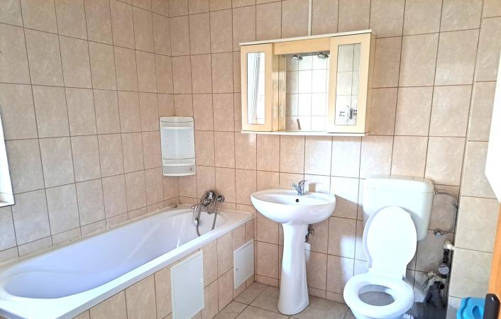 Bucurestii Noi - Strada Darza, apartament 2 camere in vila, semidecomandat,